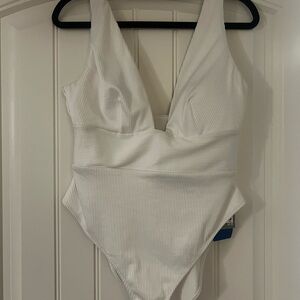 H&M White Ribbed One-Piece Swimsuit